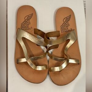 Ancient Greek Women’s Metallic Gold Leather Sandals